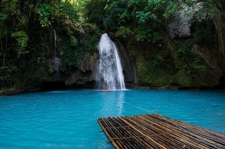 kawasan-falls (1)